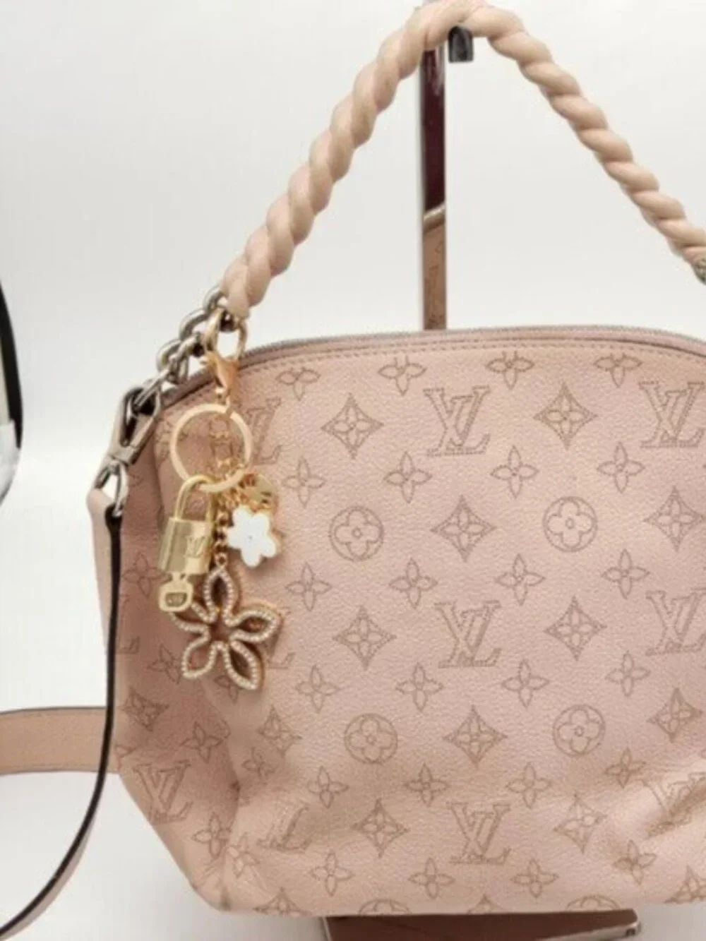 Louis Vuitton Authentic Gold Padlock 🔑 Key + Stylish Unbranded Clover Bag Charm